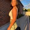 Elle Lamantia - @lamantiaelle - Poshmark